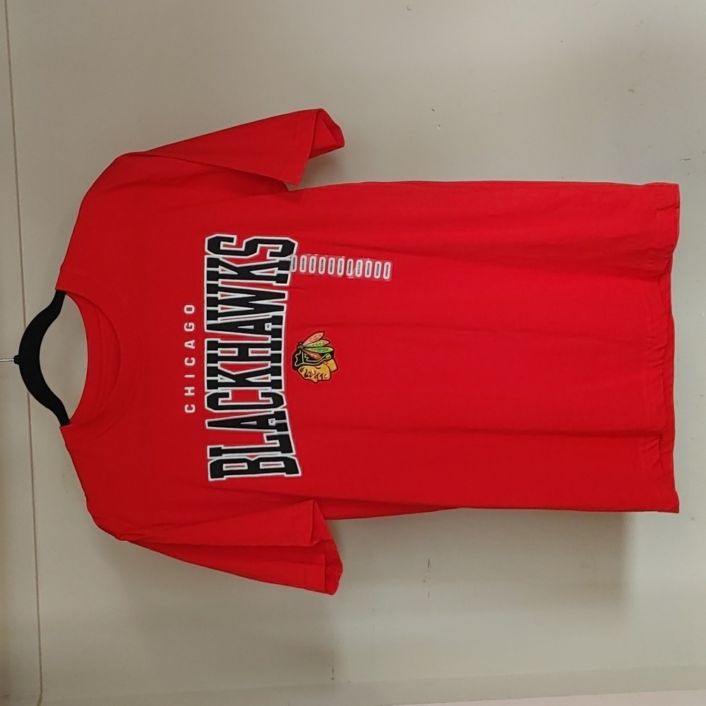 Chicago Blackhawks embroided logo tee